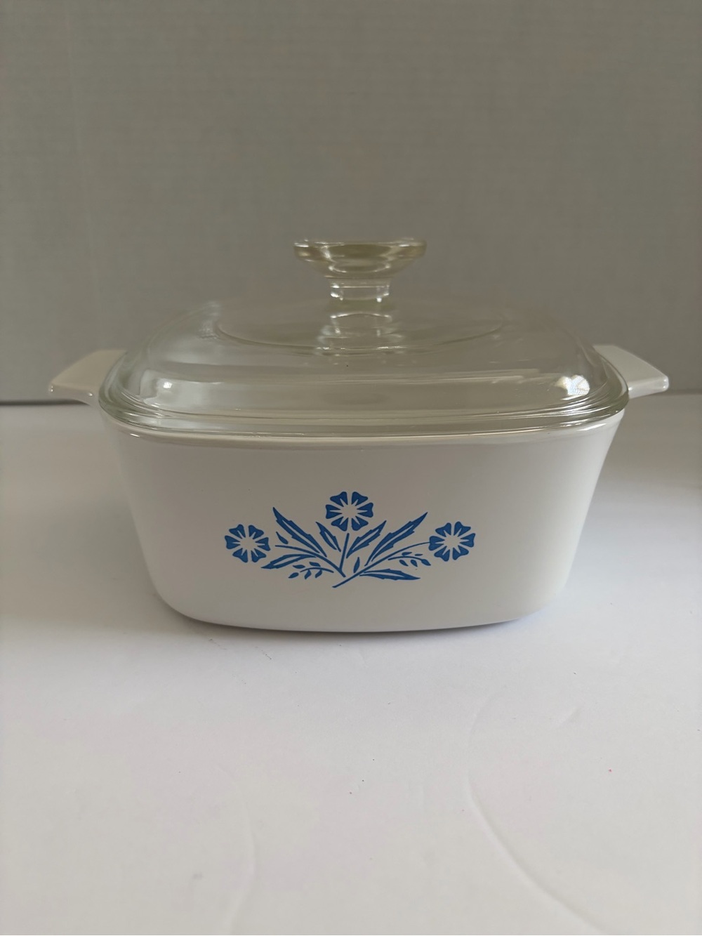 Vintage Corning Ware Blue Cornflower Casserole Dish w/ Lid 1-1/2 quart